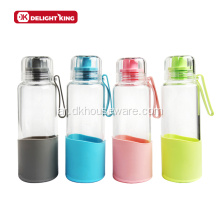 زجاجة ماء زجاجية ملونة مخصصة للمدرسة